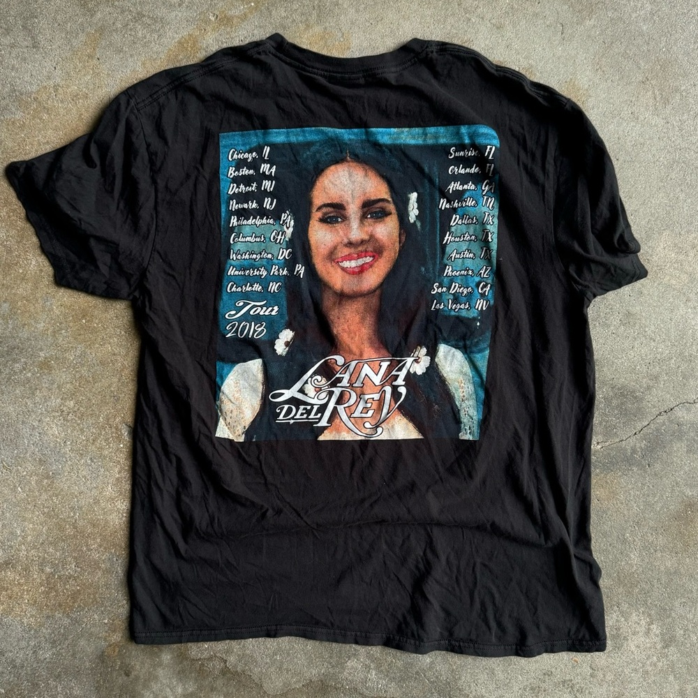 Lana Del Rey • 2018 Tour Tshirt - Picture 5 of 5